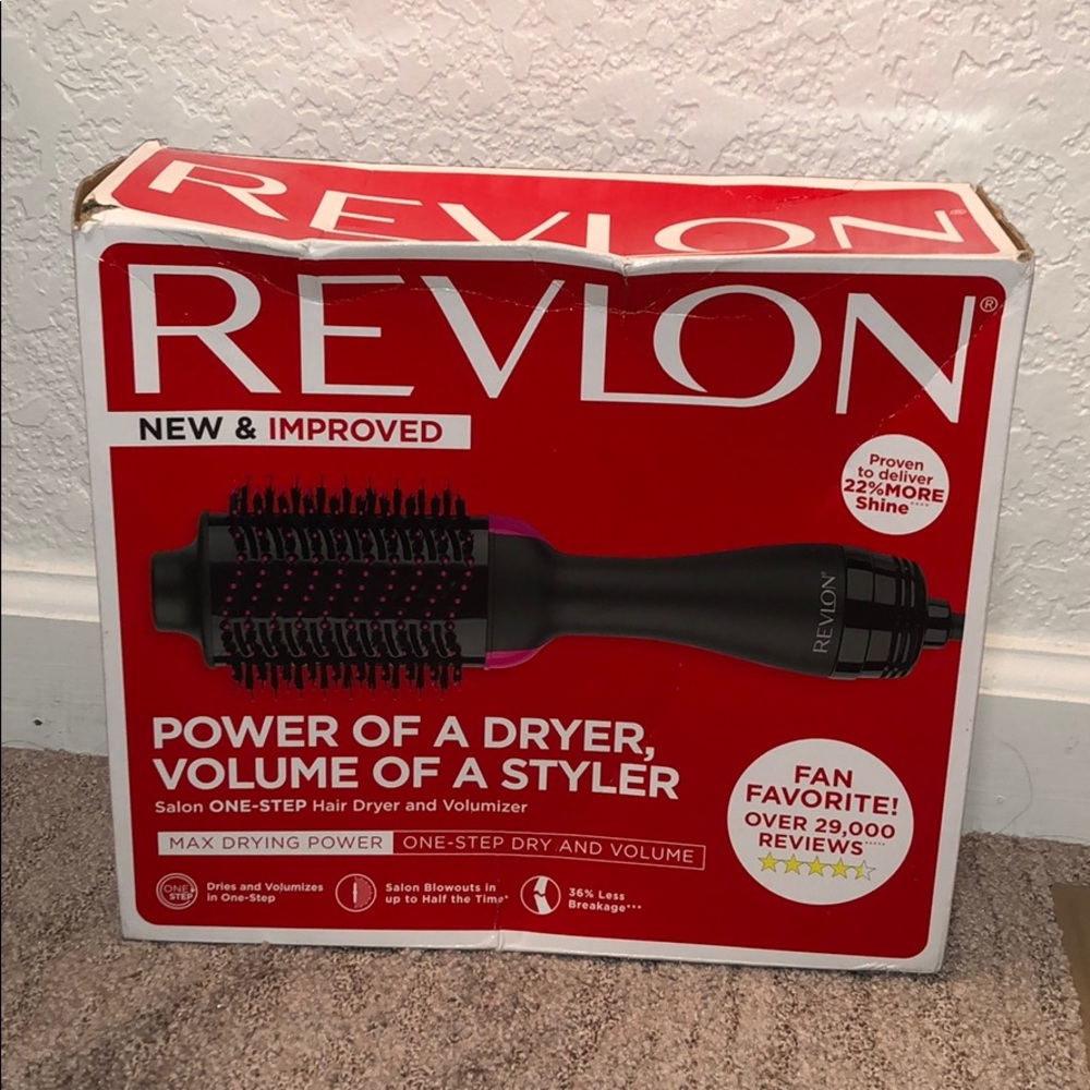 Revlon Hair dryer brush New, never used!